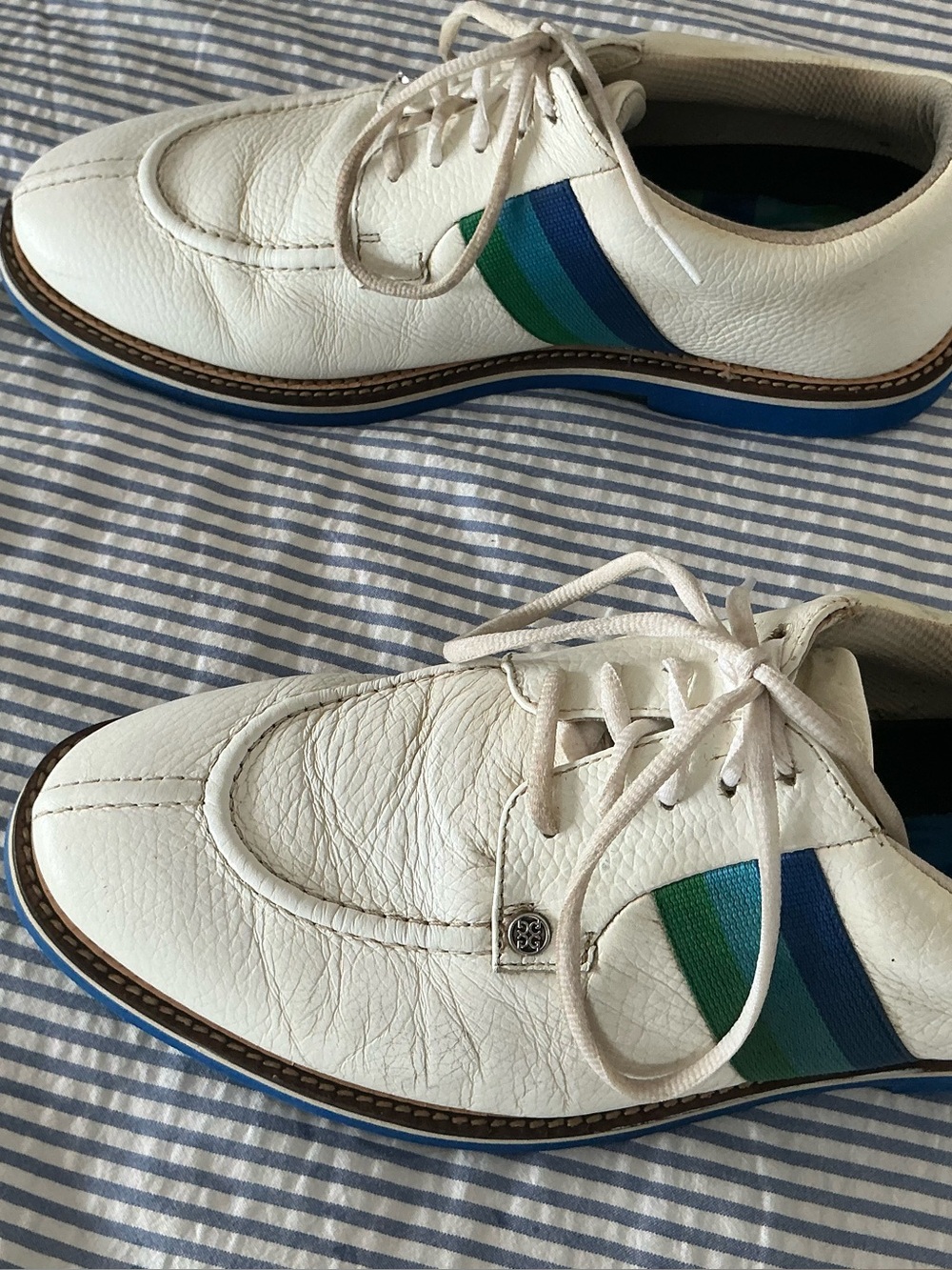 White Men’s Golf Gallivanter Leather Lace-Up Shoes with Blue & Green Stripes